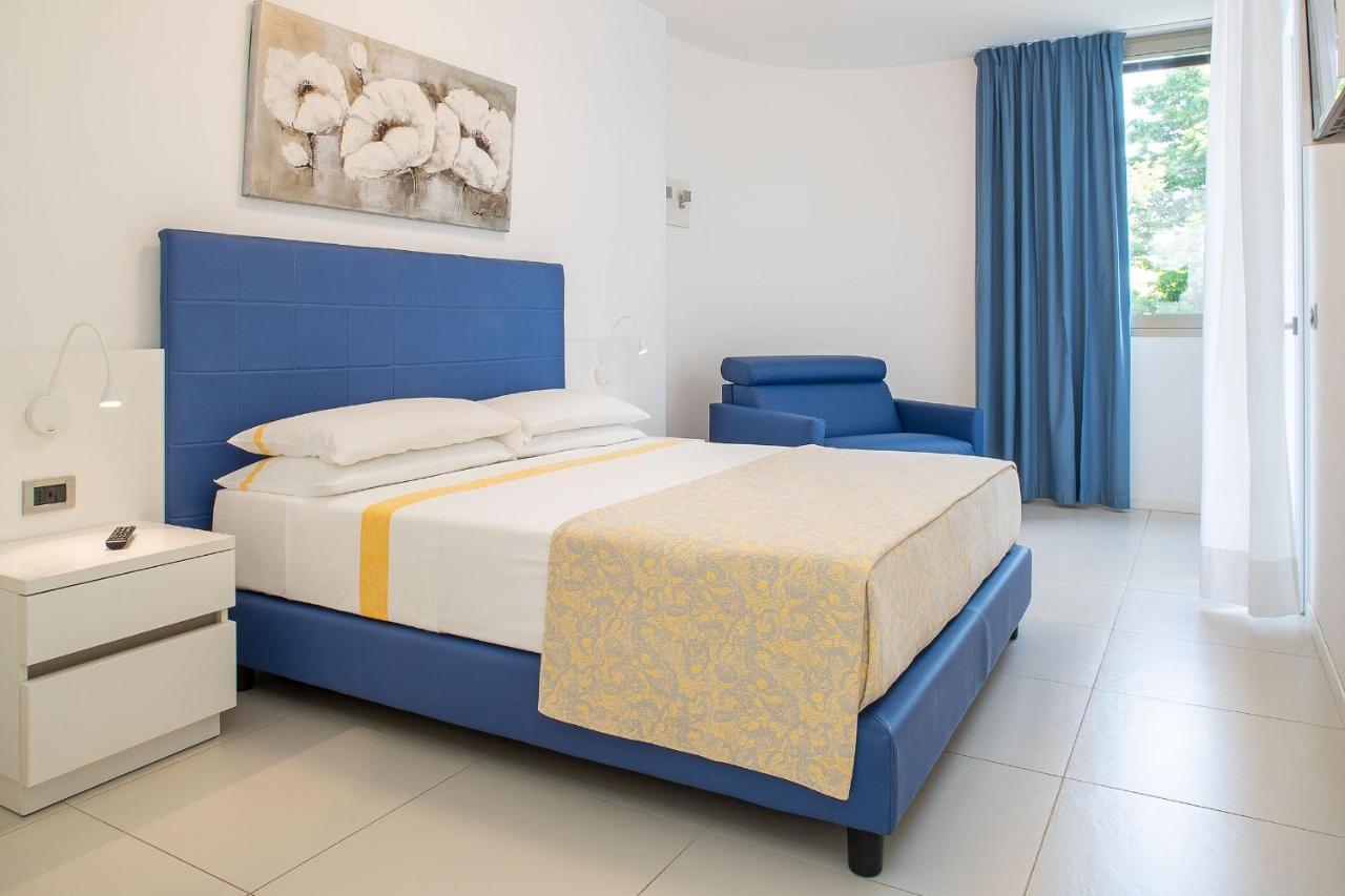Residence Serenissima Бибионе Экстерьер фото